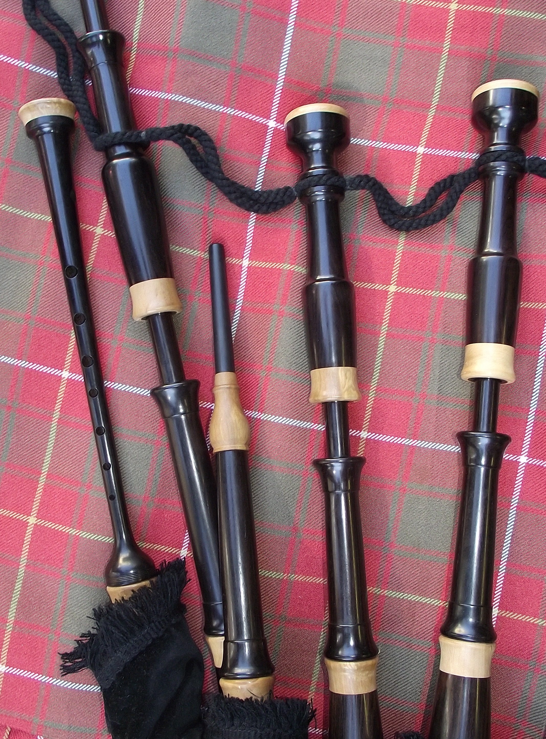 MAC 3 Bagpipes
 with Castello Boxwood Mounts